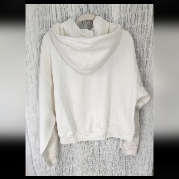 Abercrombie & Fitch White Hoodie - Picture 6 of 7